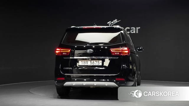 Kia The New Carnival id 3966445 из Кореи 14