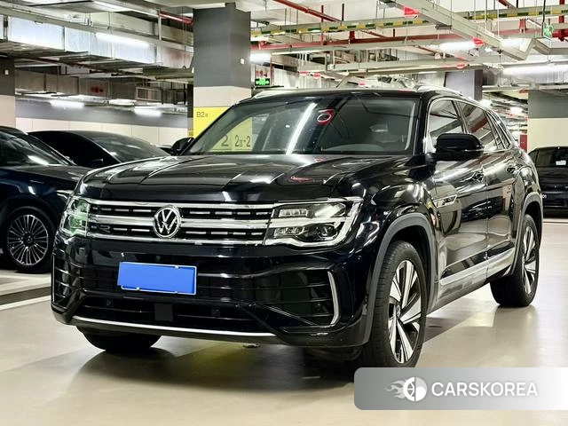 Volkswagen Tourang 2023 Черный из Китая, фото 5