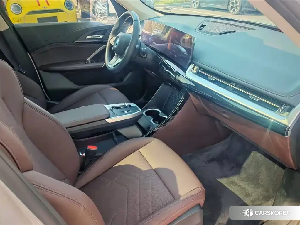 BMW iX1 id 4538795 из Китая 9