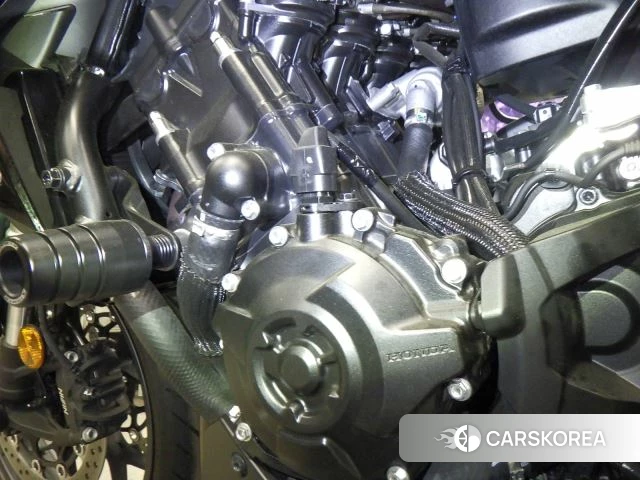 Engine photo