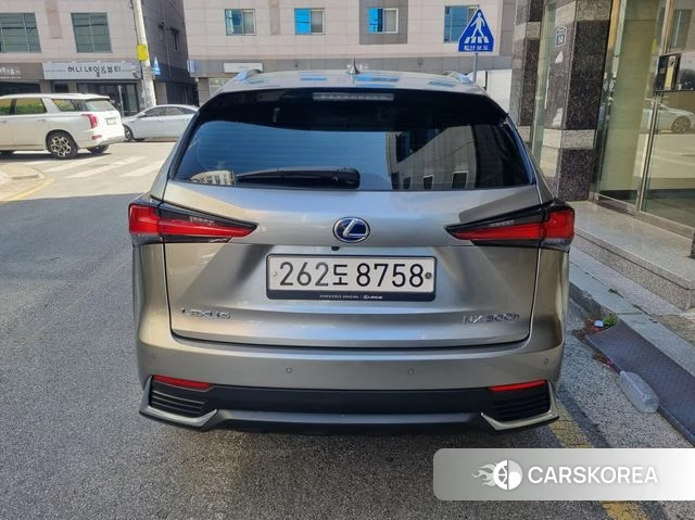 Lexus NX300h id 4202795 из Кореи 14