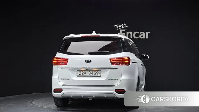 Kia The New Carnival id 2510147 из Кореи 14