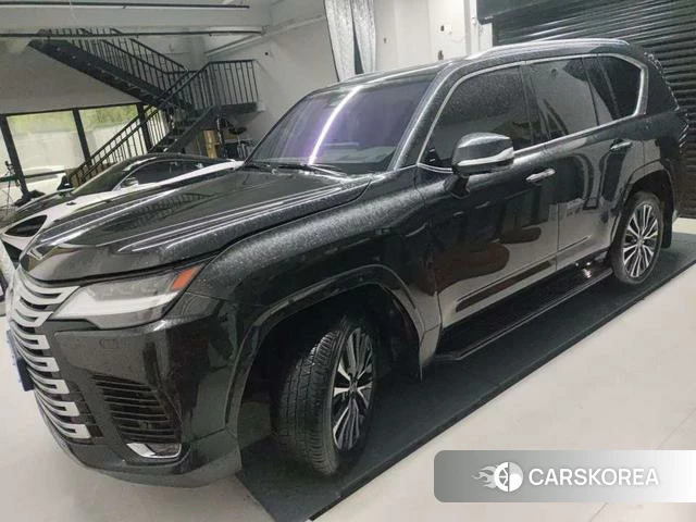 Lexus LX 2025 Черный из Китая, фото 4