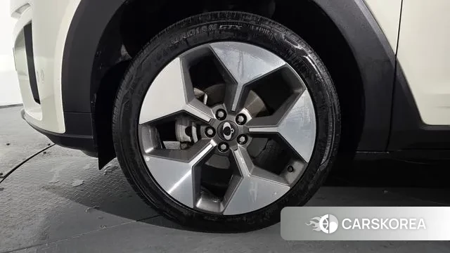 Ssangyong Torres EVX id 3576189 из Кореи 14