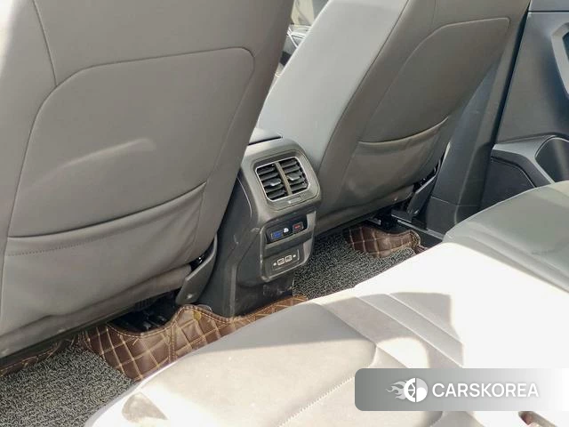 Volkswagen Tiguan L 2021 Белый из Китая, фото 4