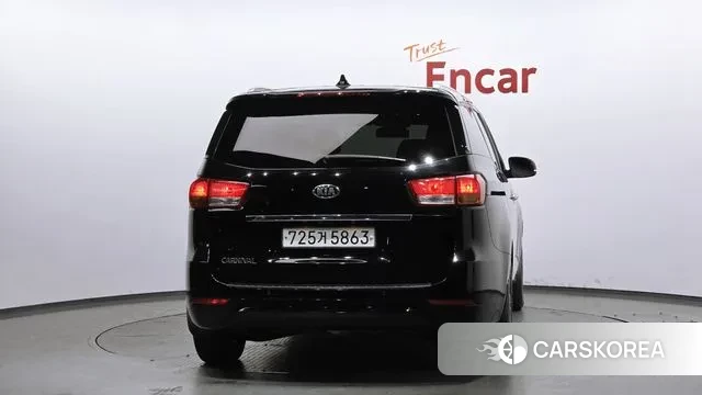 Kia All New Carnival id 3617393 из Кореи 14