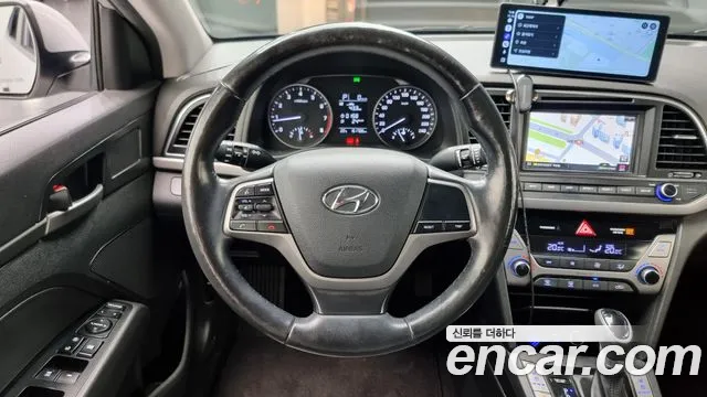 Hyundai Avante AD id 2765606 из Кореи 14