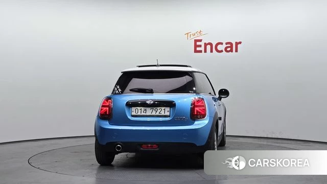 Mini Cooper D id 4305049 из Кореи 14