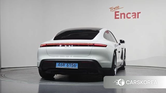 Porsche Taycan id 4433613 из Кореи 28