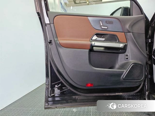 Mercedes-Benz GLB id 4368143 из Китая 12
