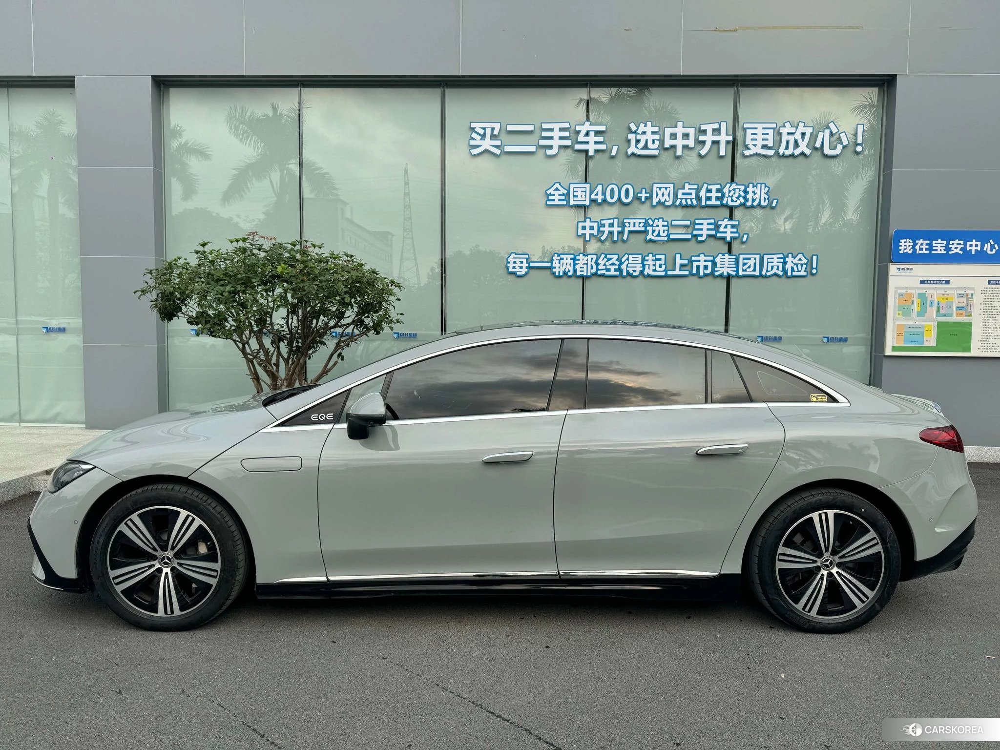 Mercedes-Benz EQE 2022 Серебристо-серый из Китая, фото 6