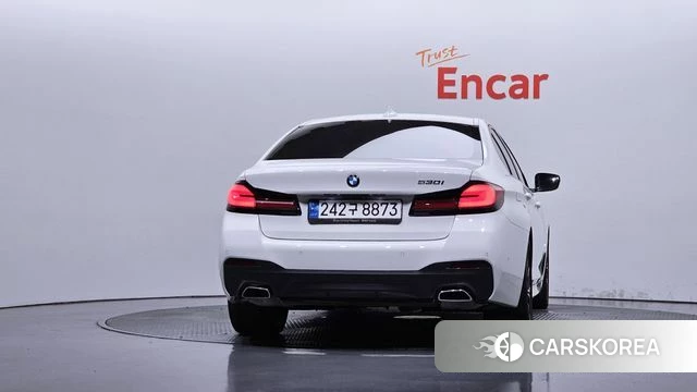 BMW 5 Series (G30) id 4792626 из Кореи 26