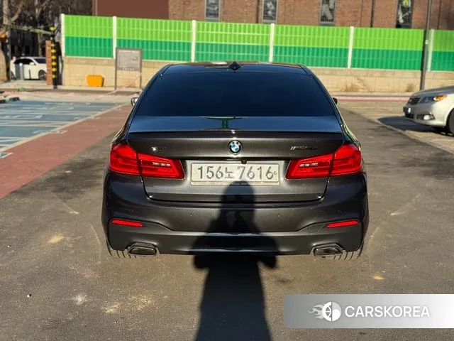 BMW 5 Series (G30) id 3732822 из Кореи 14