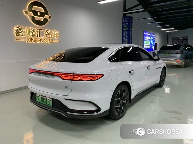 BYD Han EV 2022 Белый из Китая, фото 4