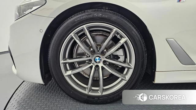 BMW 5 Series (G30) id 4698404 из Кореи 27
