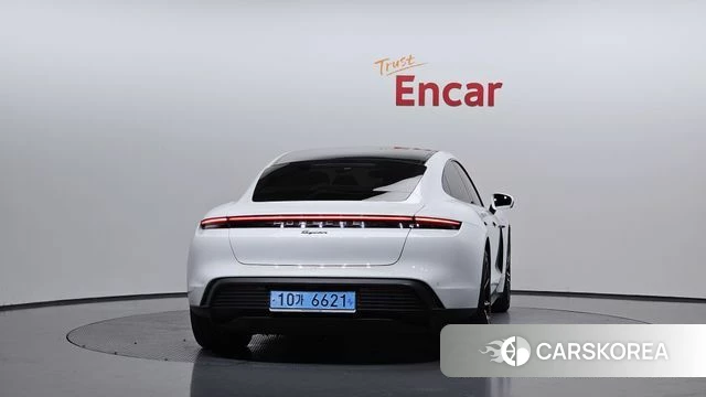 Porsche Taycan id 4422139 из Кореи 32