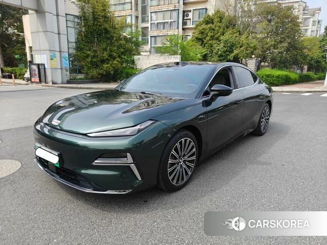 Geely Galaxy Galaxy Sparkle 8 PHEV 2025 Зеленый из Китая, фото 4
