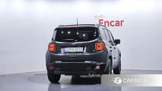 Jeep Renegade id 3739677 из Кореи 14