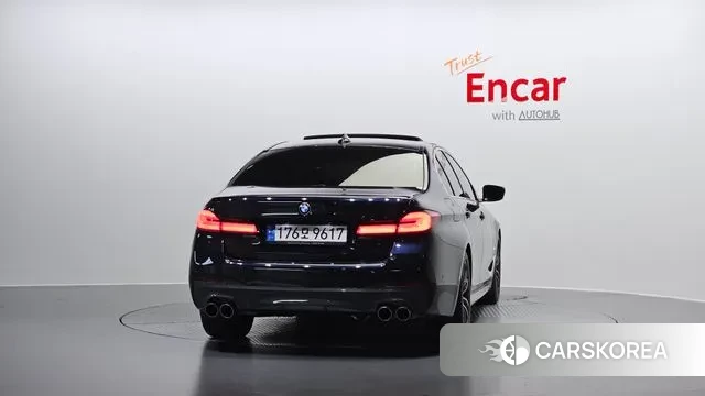 BMW 5 Series (G30) id 3311505 из Кореи 14