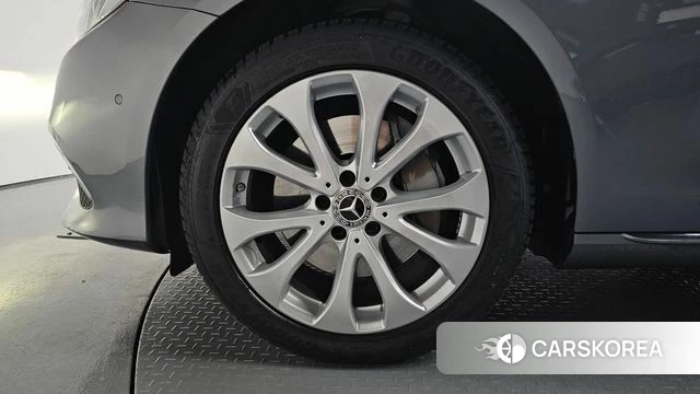 Mercedes-Benz E-Class W213 id 4477340 из Кореи 28