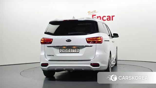 Kia The New Carnival id 4465626 из Кореи 26