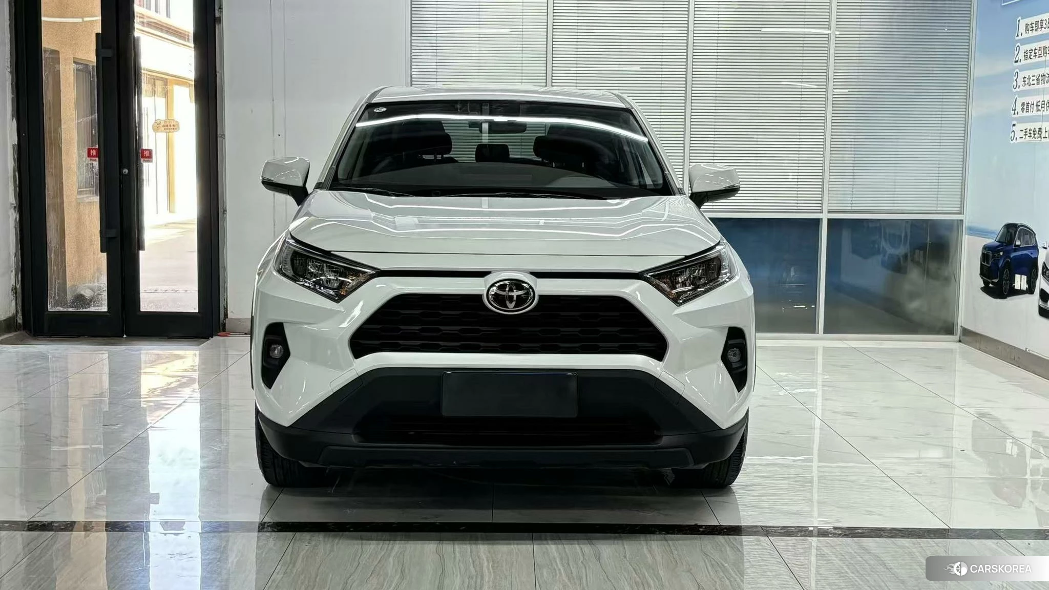 Toyota RAV4 Rongfang 2024 Белый из Китая, фото 5