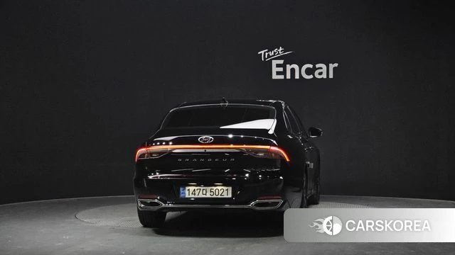 Hyundai The New Grandeur IG Hybrid id 4249435 из Кореи 29