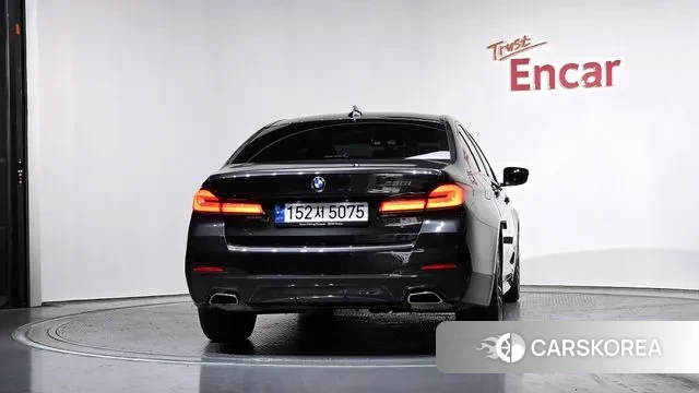 BMW 5 Series (G30) id 3497245 из Кореи 14