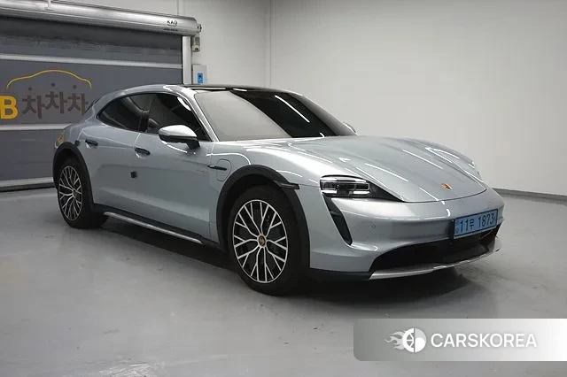 Porsche Taycan id 2975030 из Кореи 14