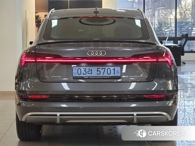 Audi e-Tron id 3595307 из Кореи 14