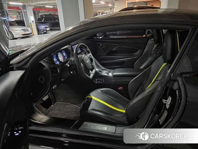 Aston Martin DB11 id 3153121 из Кореи 4