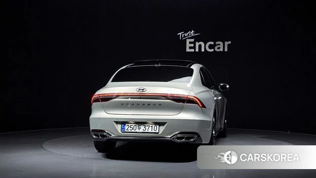 Hyundai The New Grandeur IG id 4490512 из Кореи 28