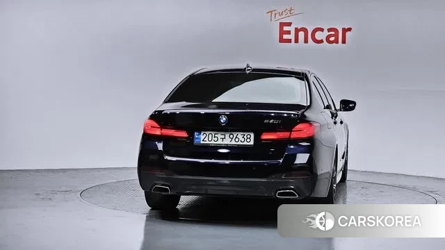 BMW 5 Series (G30) id 3525041 из Кореи 14