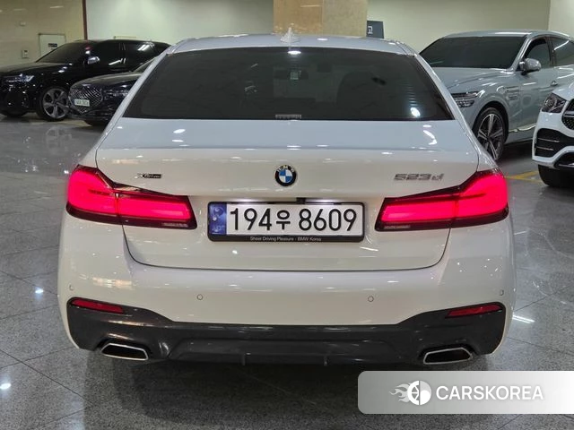 BMW 5 Series (G30) id 3811595 из Кореи 14