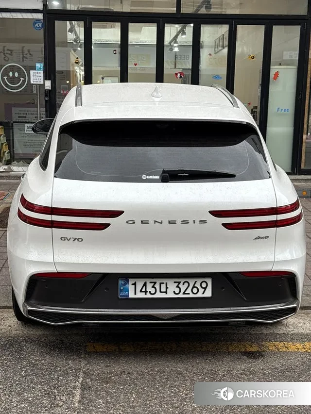 Genesis GV70 2024 Белый из Кореи, фото 4