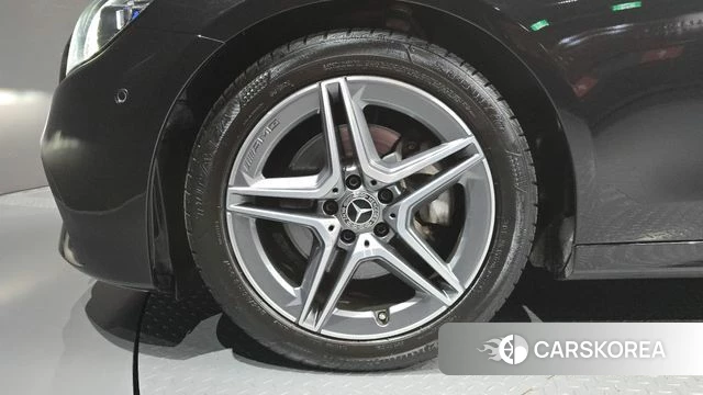 Mercedes-Benz E-Class W213 id 4871653 из Кореи 29