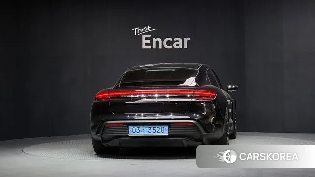 Porsche Taycan id 3674693 из Кореи 14