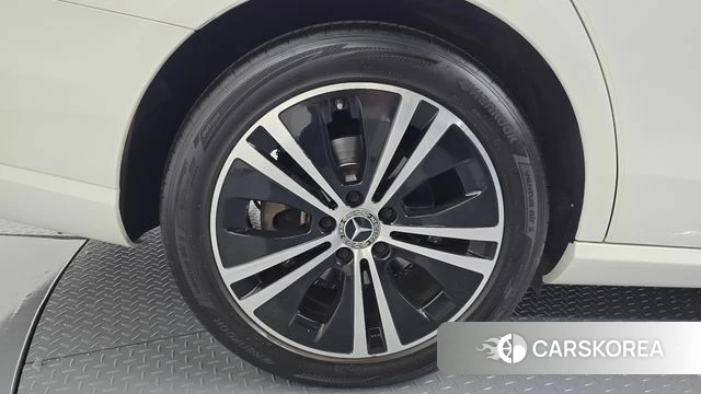 Mercedes-Benz E-Class W213 id 4849129 из Кореи 26