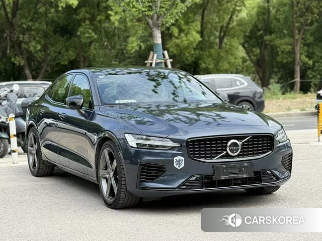 Volvo S60 PHEV id 4238356 из Китая 11