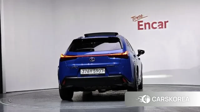 Lexus UX250h id 3514822 из Кореи 14