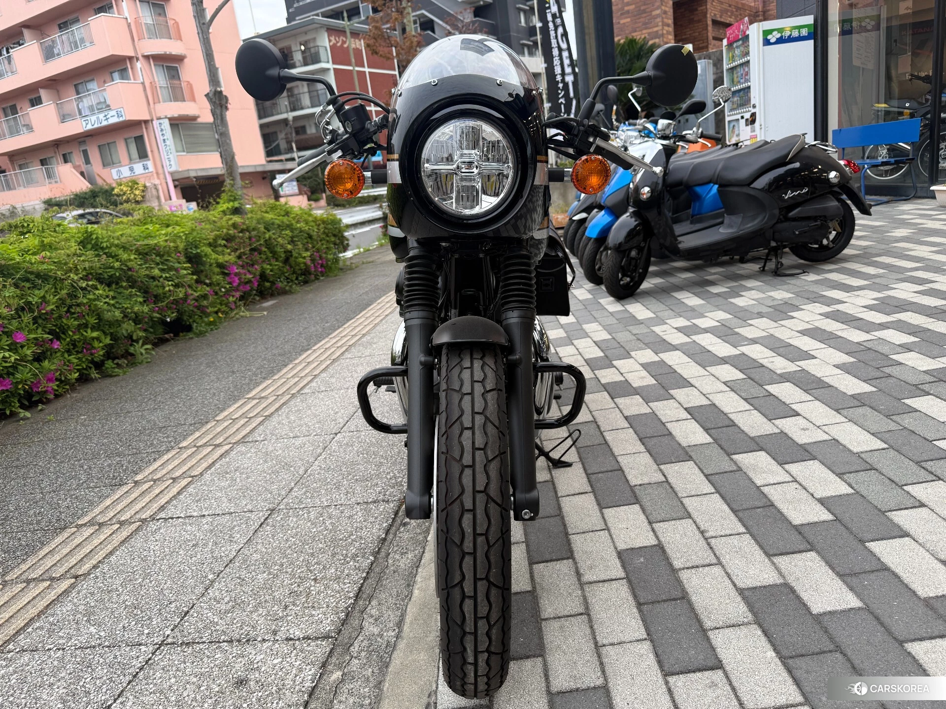 Kawasaki W800 CAFE 2022 из Японии