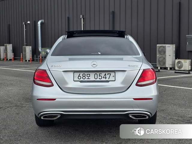 Mercedes-Benz E-Class W213 id 3905414 из Кореи 14