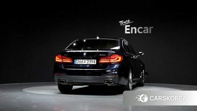 BMW 5 Series (G30) id 4203998 из Кореи 14