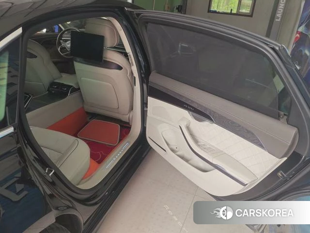 Audi A8 2022 Черный из Китая, фото 4