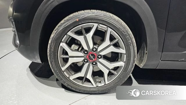 Kia Seltos id 3859720 из Кореи 14