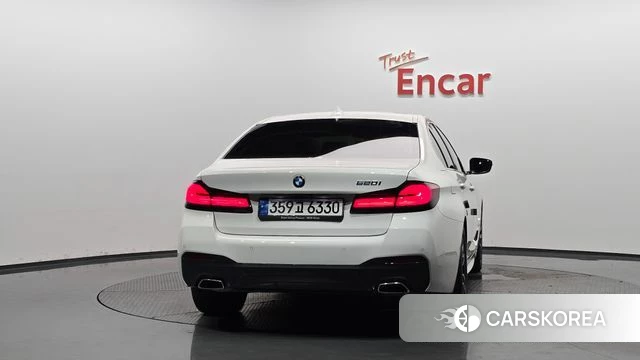 BMW 5 Series (G30) id 4603812 из Кореи 28