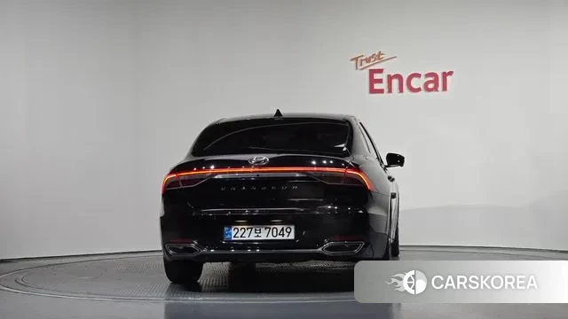 Hyundai The New Grandeur IG id 3479171 из Кореи 14