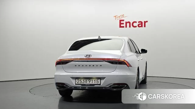 Hyundai The New Grandeur IG id 4453350 из Кореи 24