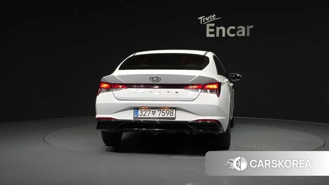 Hyundai Avante (CN7) id 3866448 из Кореи 14