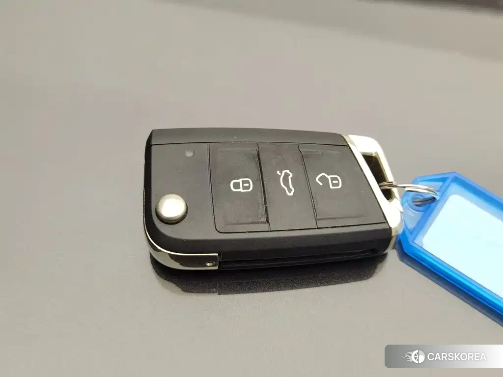 Volkswagen Tharu id 4659858 из Китая 18